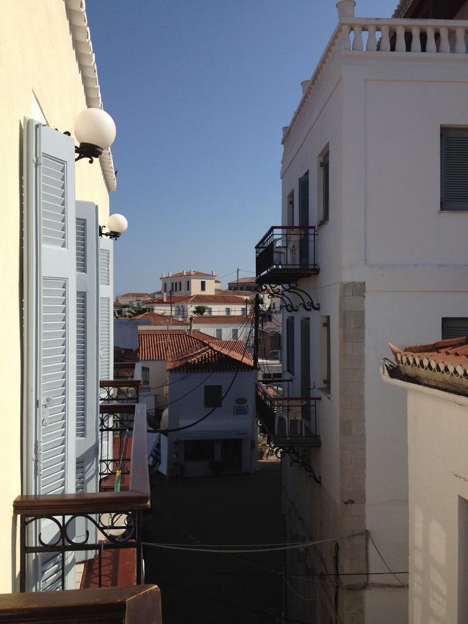Alexandris Hotel Spétses Exteriör bild